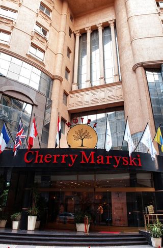 Cherry Maryski Hotel