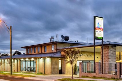 Aastro Dish Motor Inn
