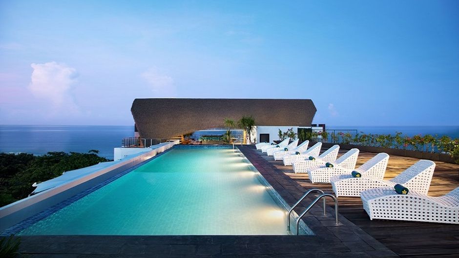 Mamaka by Ovolo Pool
