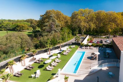 Zenitude Hotel la Valadiere, Ascend Coll