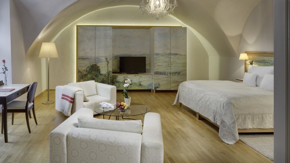 Chateau Heralec Boutique Hotel Room