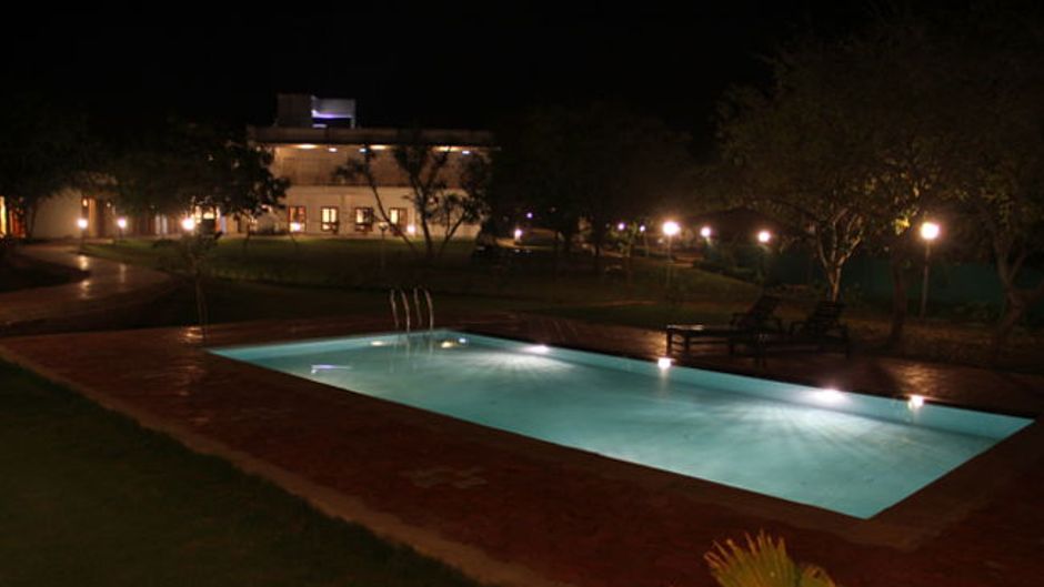 Hotel Chitvan Pool