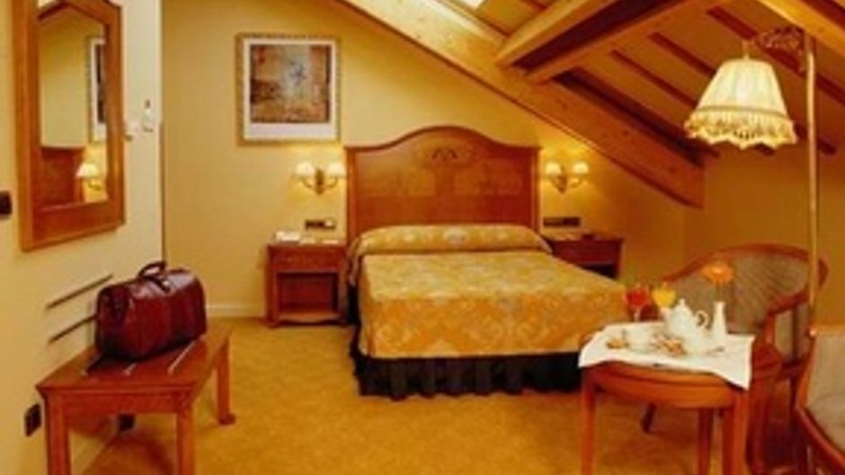 Sercotel Horus Zamora Room