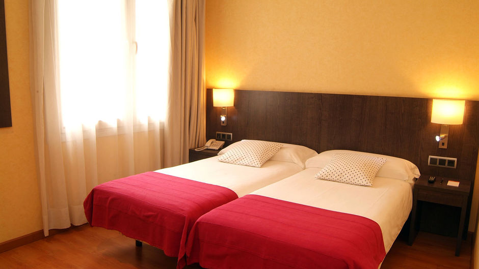 Hotel 1948 Manresa Room