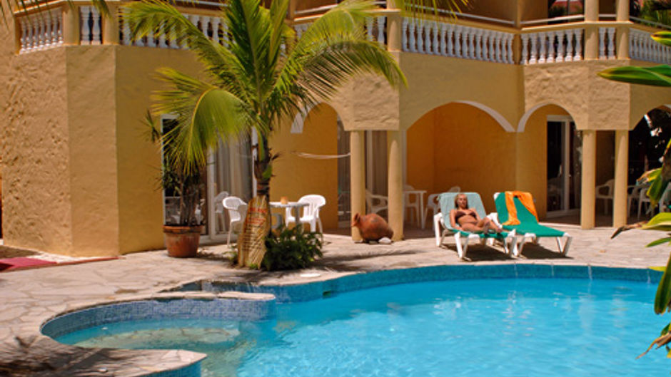 Hotel Villa Taina Pool