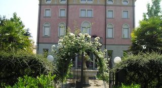 Park Hotel Villa Leon D'Oro