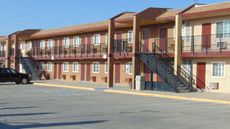 Corcoran Country Inn
