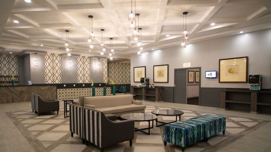 Silverbirch at Birchwood Lobby