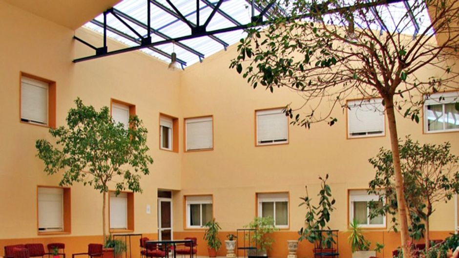 AHC Hoteles Low Cost Exterior