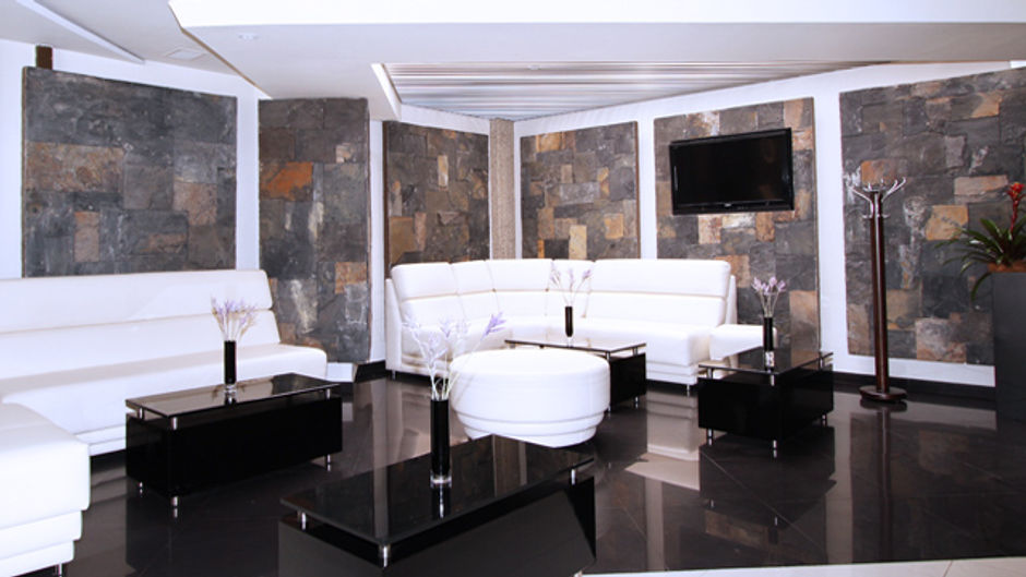 Suites 108 Hotel Lobby