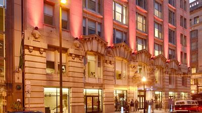 Hotel RL Baltimore Inner Harbor