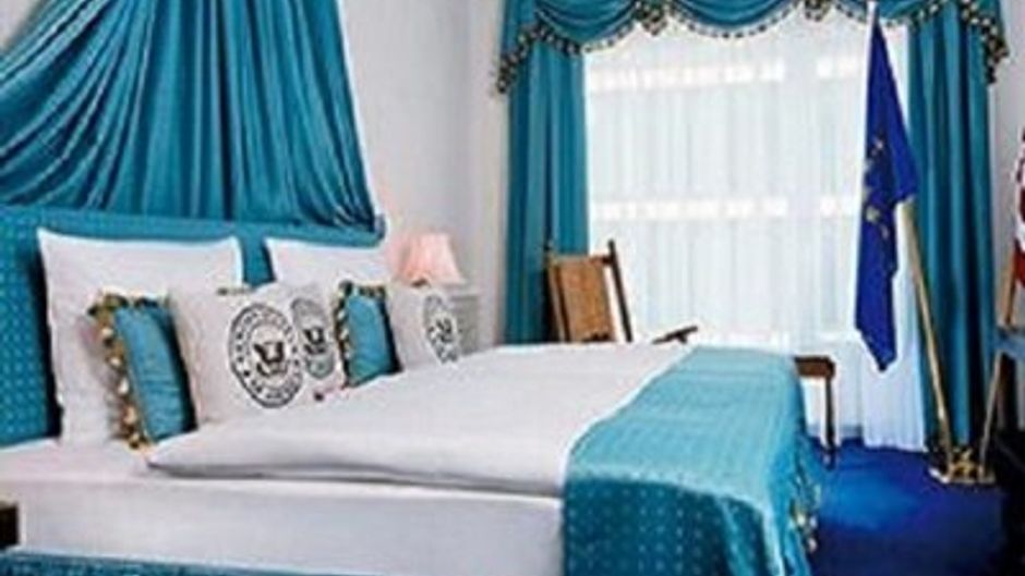 Function Inn Hotel Room