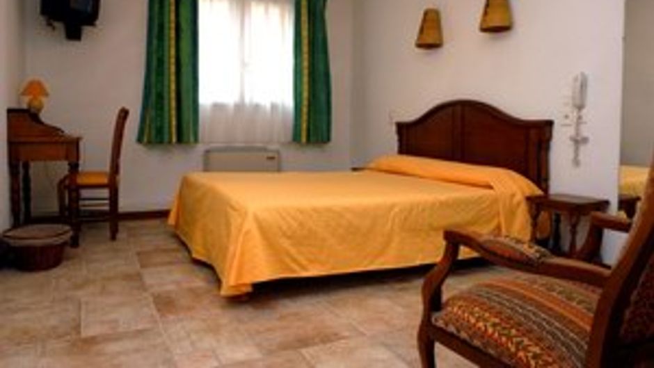 Hotel les 4 Sources Room