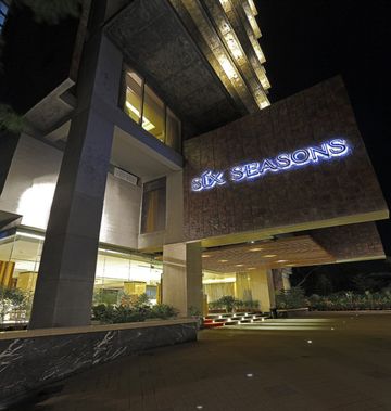 Six Seasons Hotel