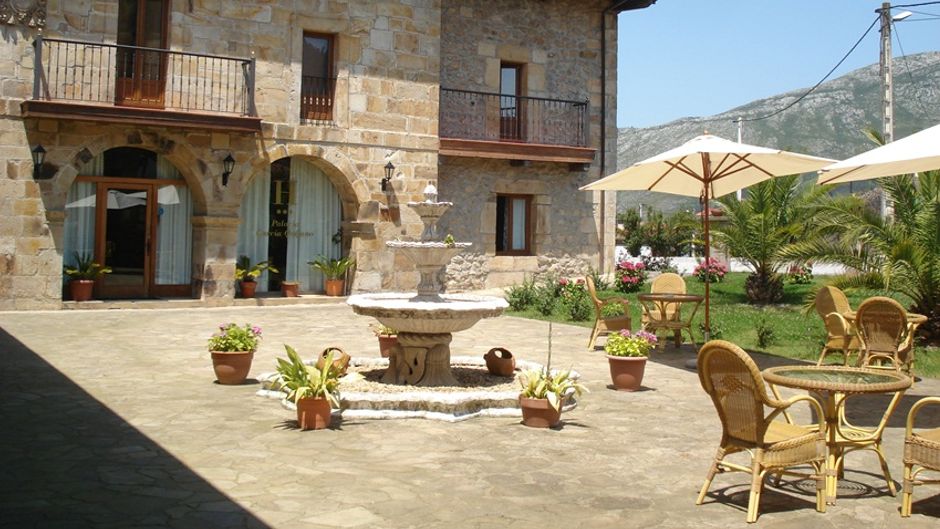 Hotel Palacio Garcia Quijano Exterior