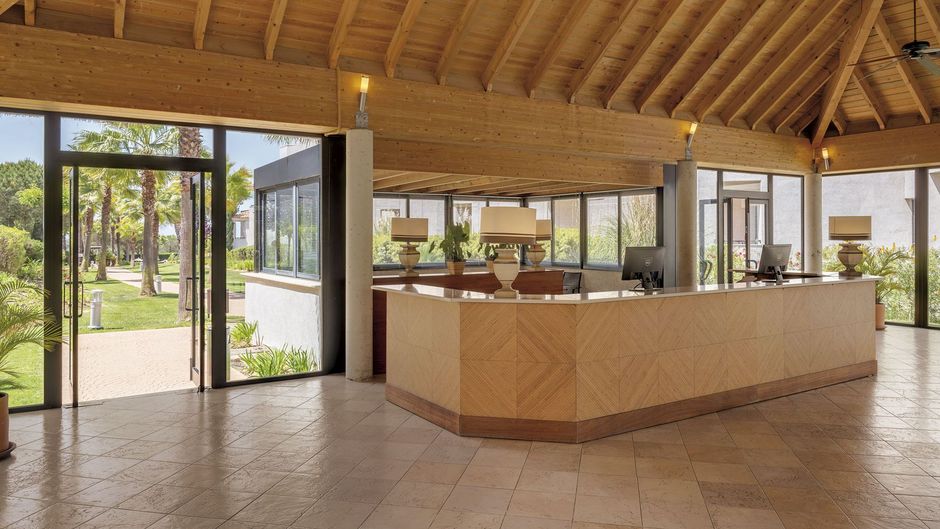 Precise Resort El Rompido-The Club Lobby