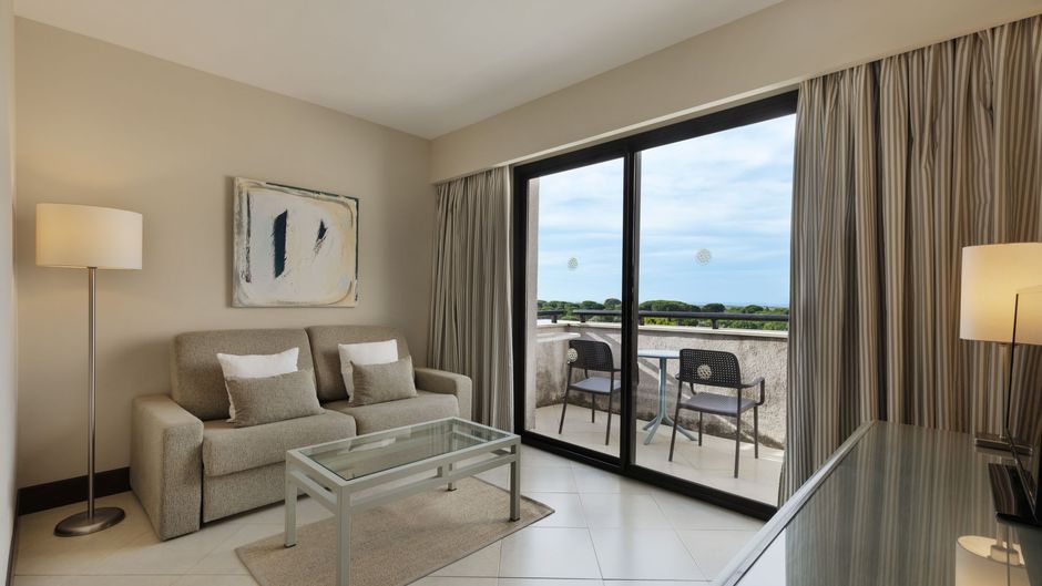 Precise Resort El Rompido-The Club Room