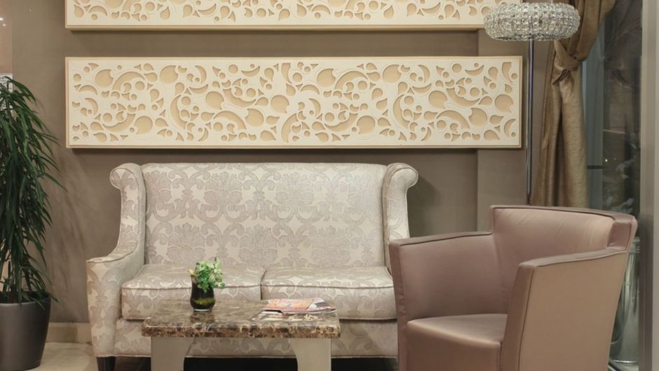 Queens Hotel Lobby