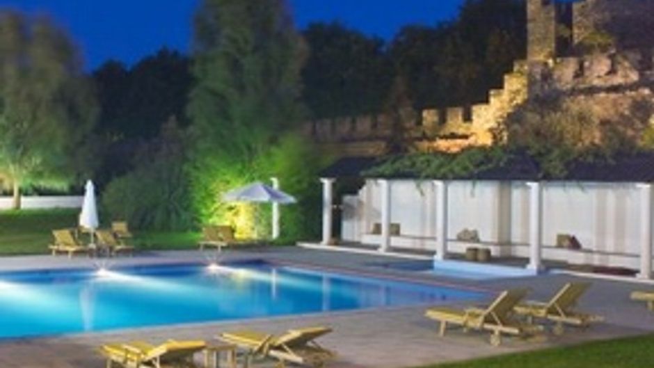 M'AR De AR Muralhas Pool