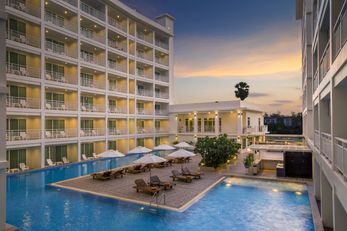 Chanalai Hillside Resort, Karon Beach