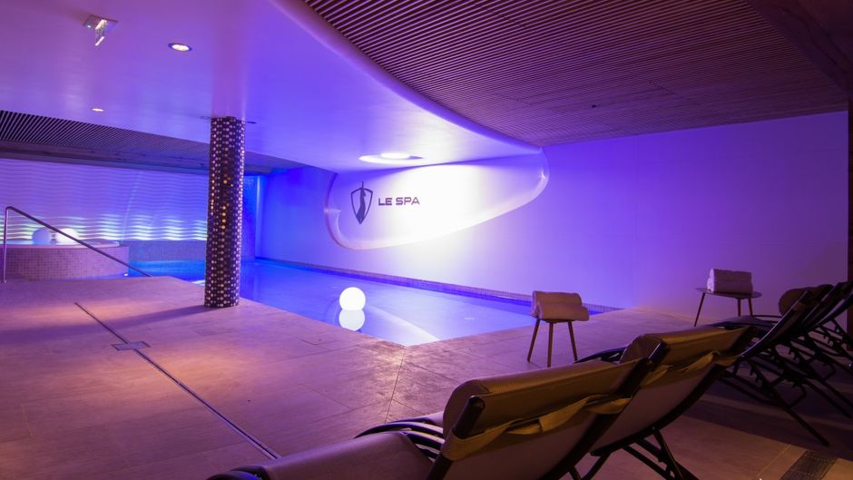 Hotel Pashmina Le Refuge Pool