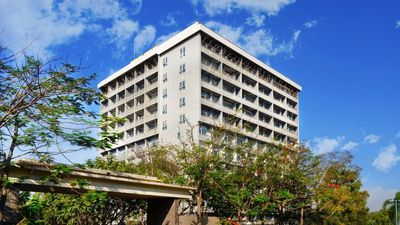 Delonix Hotel Karawang