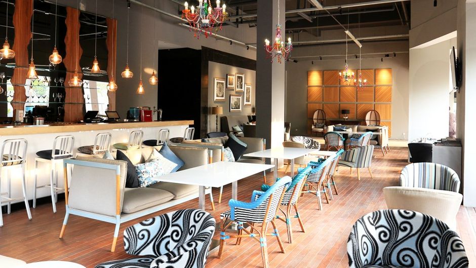 Delonix Hotel Karawang Restaurant