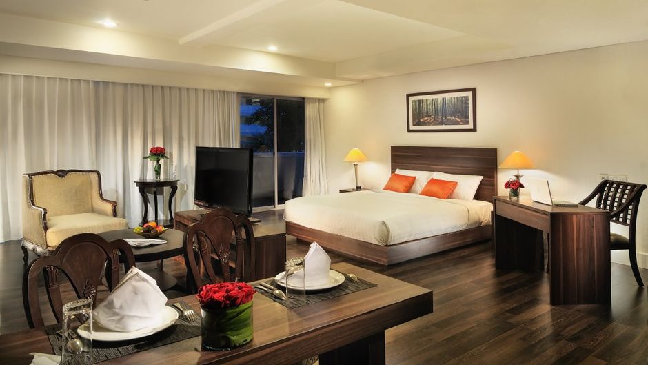 Delonix Hotel Karawang Suite