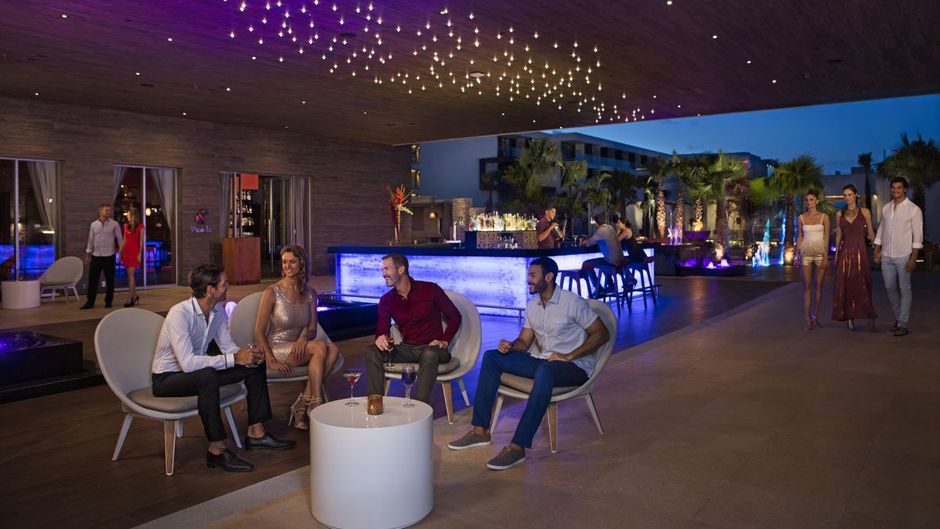 Breathless Riviera Cancun Resort & Spa Bar/Lounge