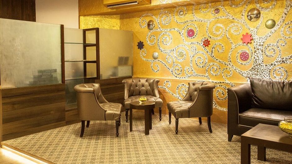 Mango Hotels, Navi Mumbai - Airoli Lobby