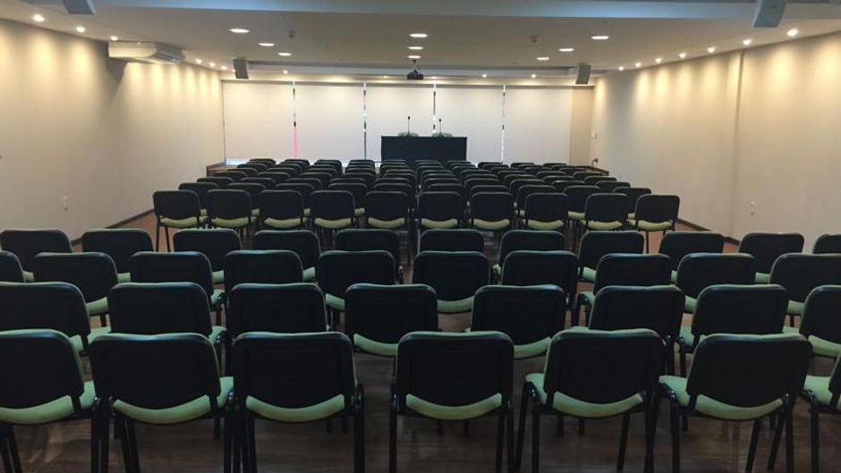 Hotel Crystal Tower Meeting