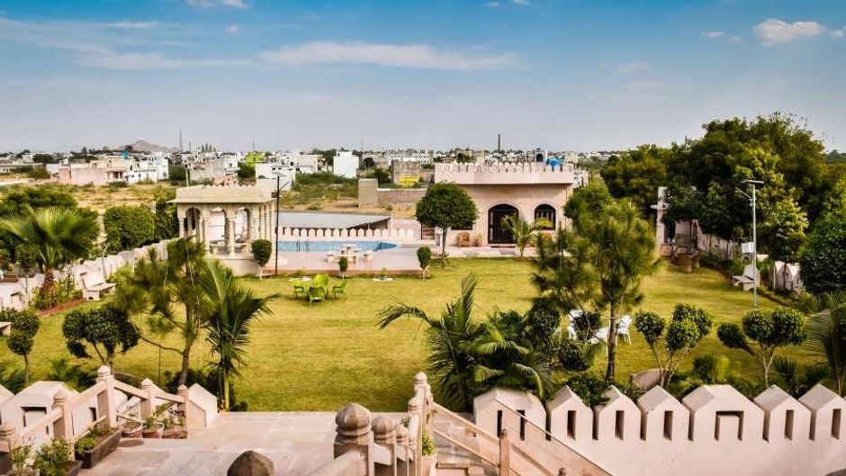Bijainagar Fort by 1589 Hotels Pool