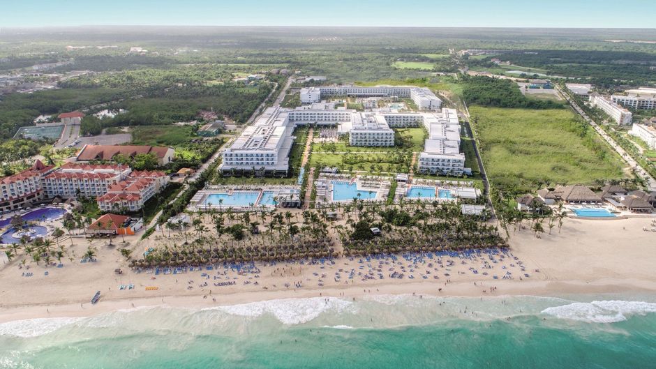 Hotel Riu Republica-Adults Only Exterior