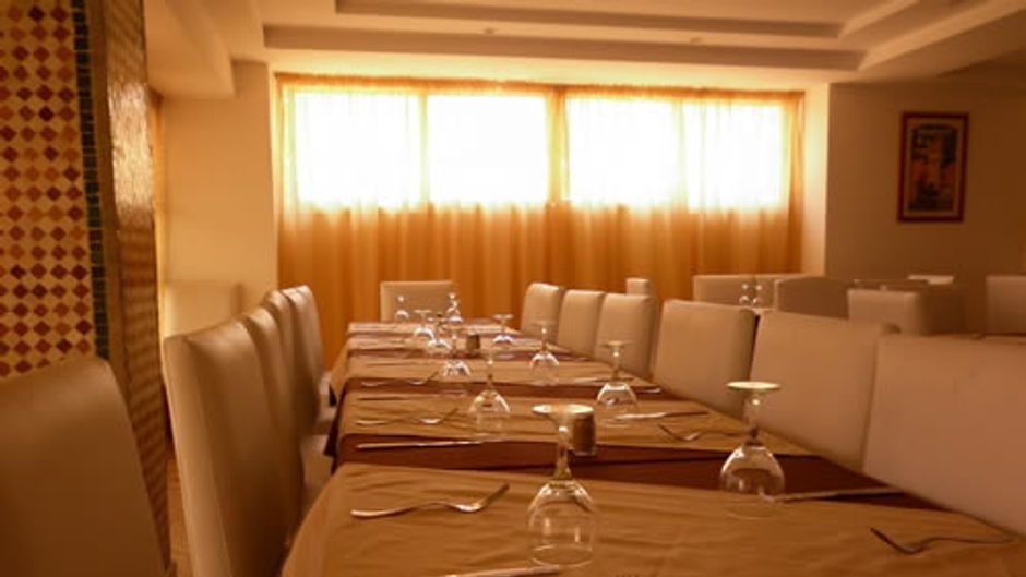 Oscar Hotel Restaurant