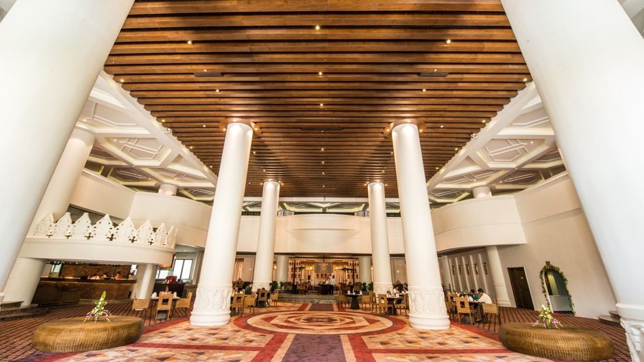 Rose Garden Hotel, Yangon Lobby
