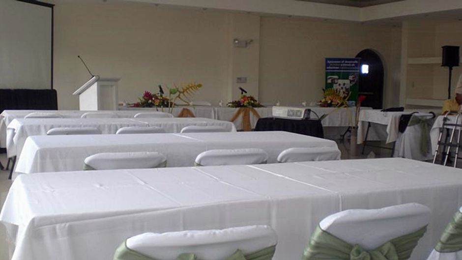 Plaza Real Suites & Apartments Meeting
