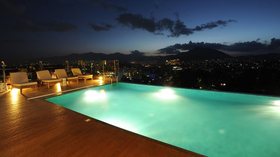 Hotel Shambala Pool