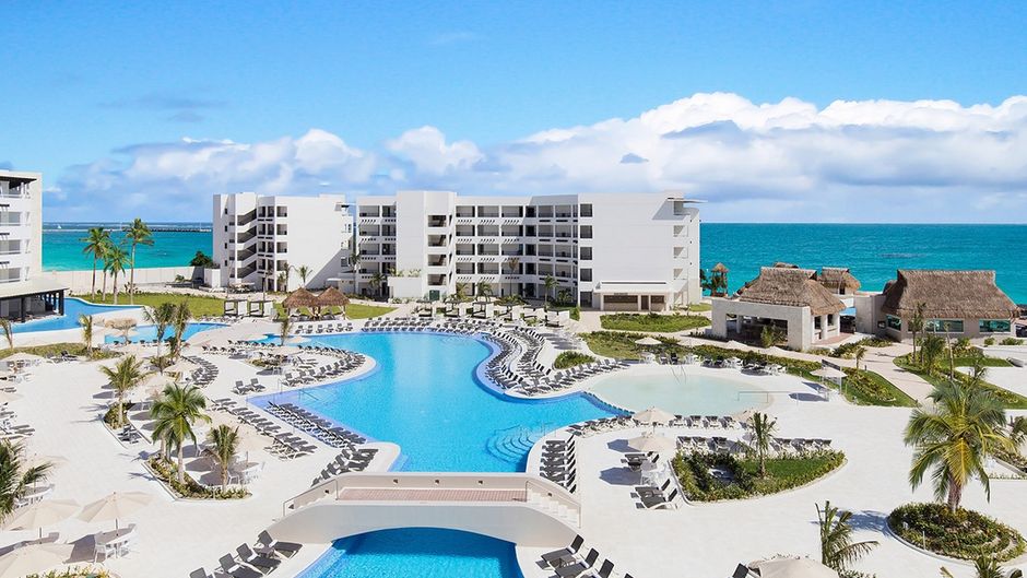 Ventus at Marina El Cid Spa/Beach Resort Exterior