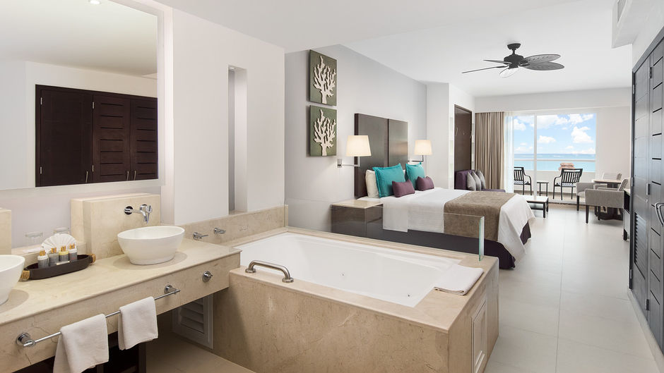 Ventus at Marina El Cid Spa/Beach Resort Suite