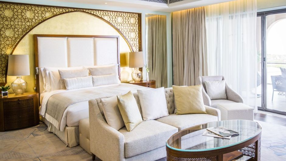 Royal Saray Resort Suite