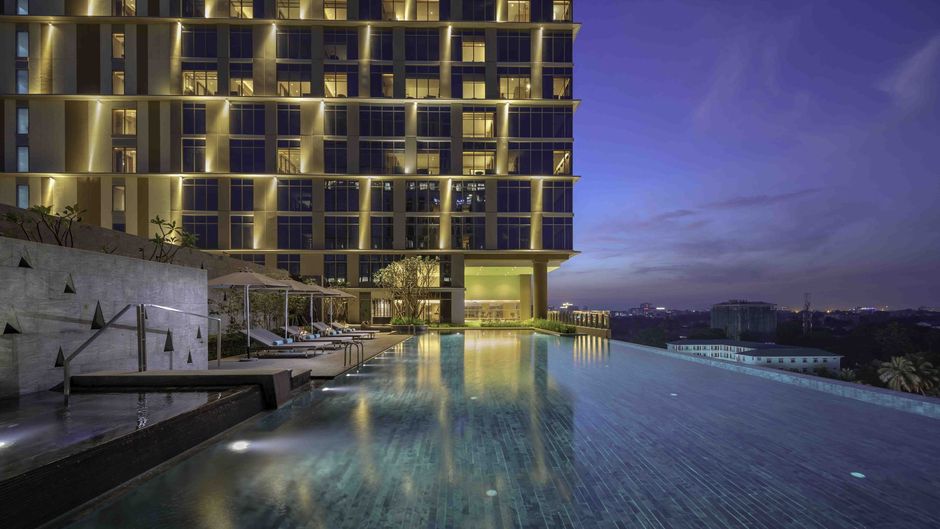 Pan Pacific Yangon Pool