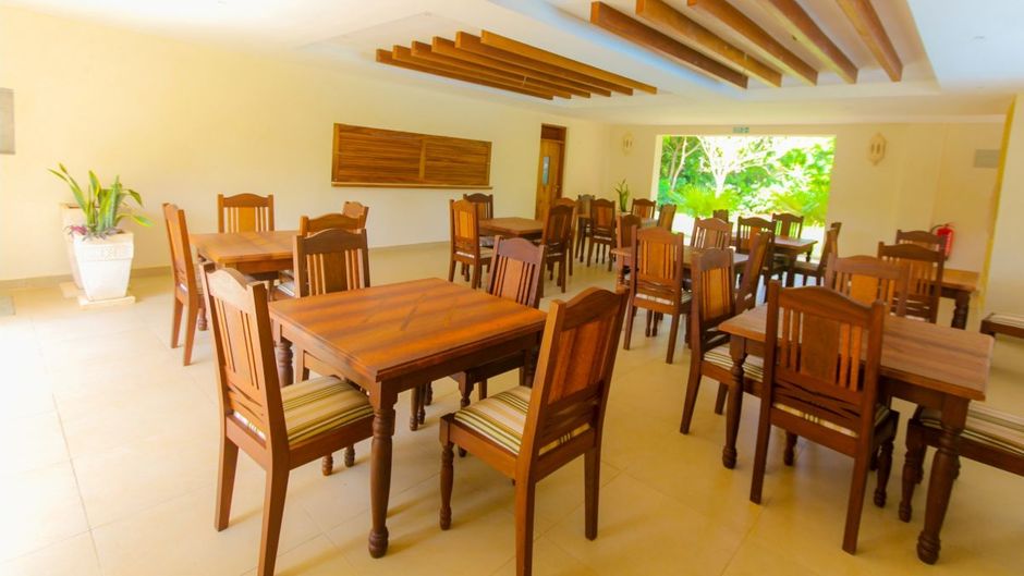 Villa Mandhari - Diani Beach Restaurant