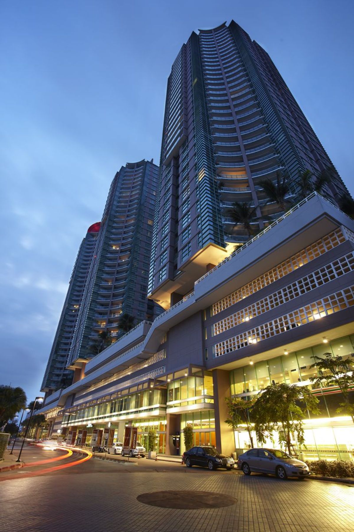 Chatrium Hotel Riverside Bangkok — photo 1