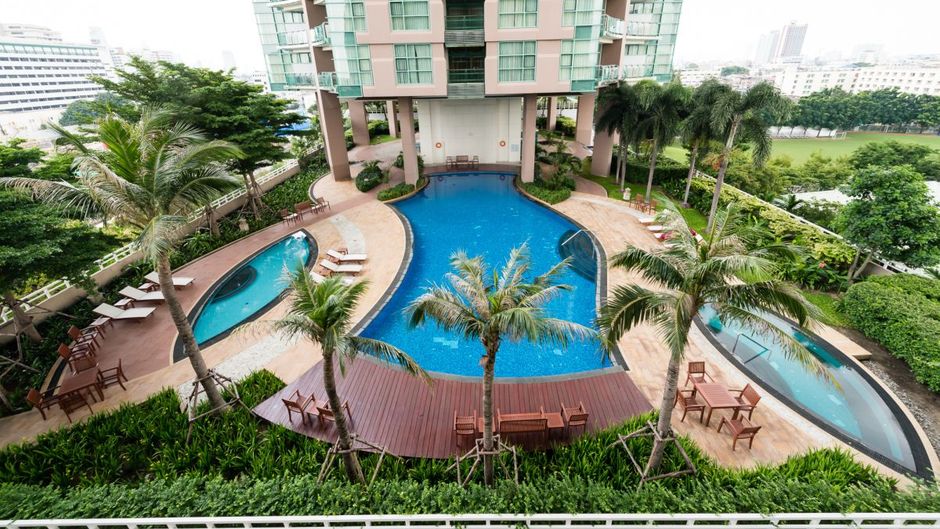 Chatrium Residence Riverside Bangkok Pool