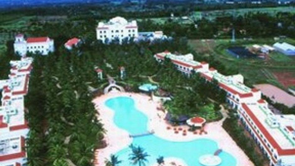 Golden Palms Hotel & Spa Exterior