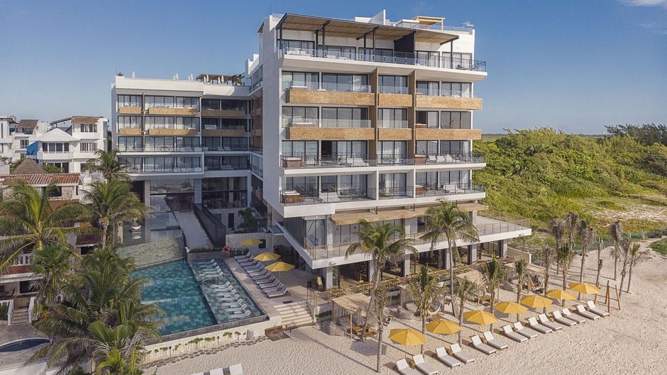 The Fives Oceanfront Puerto Morelos Exterior