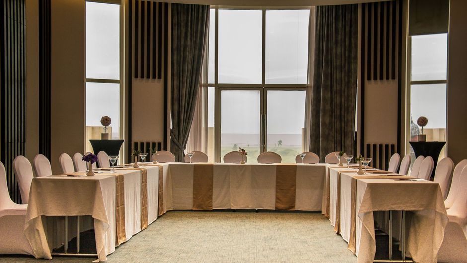 Belad Bont Resort Meeting