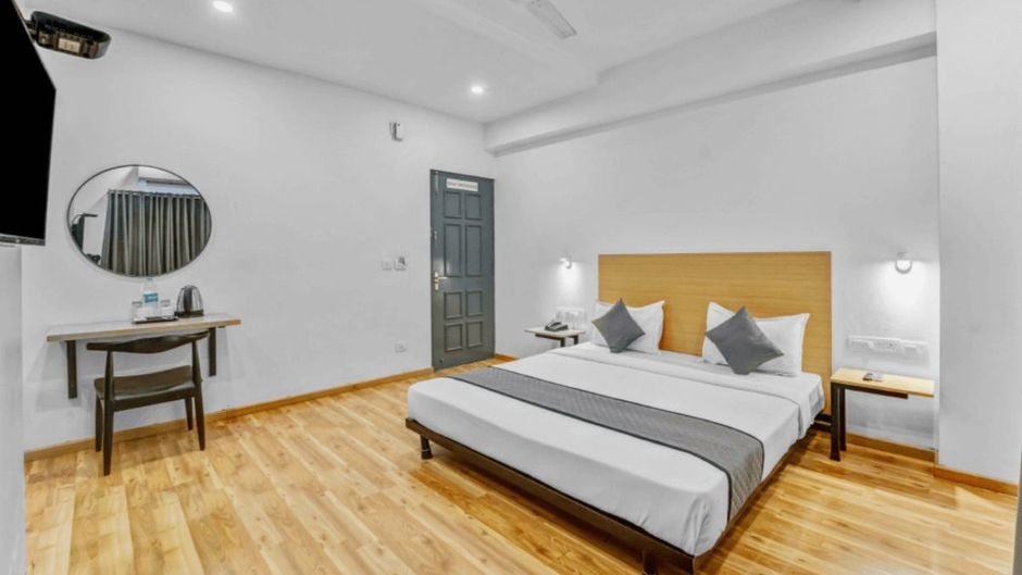 UPAR Hotels Nungambakkam Room