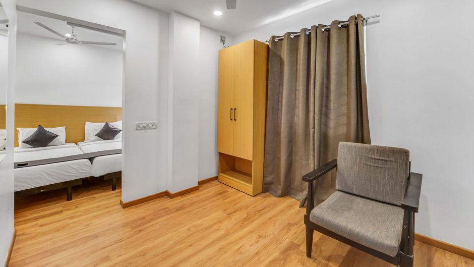 UPAR Hotels Thoraipakkam, OMR Room