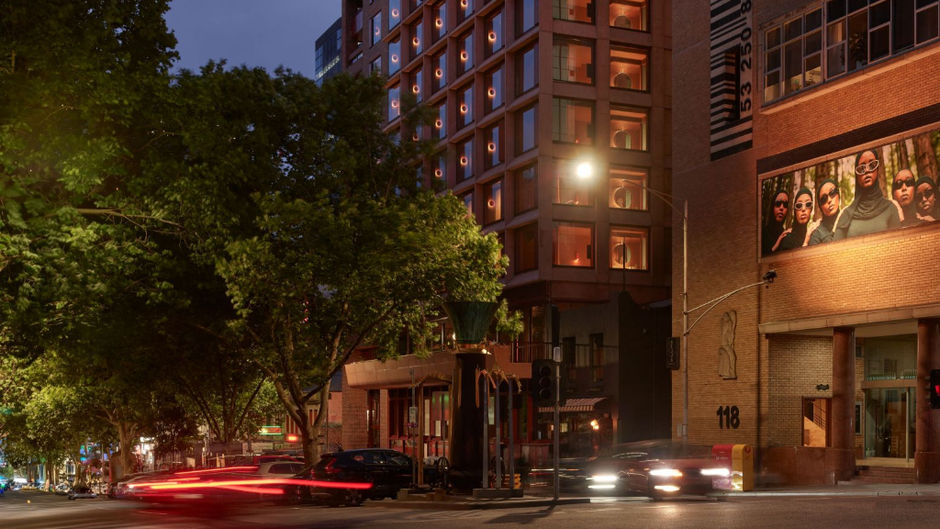 Hyde Melbourne Place Exterior